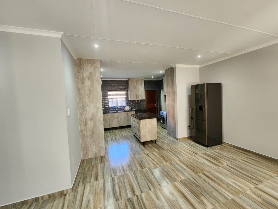 3 Bedroom Property for Sale in Hexrivier Lifestyle Estate North West